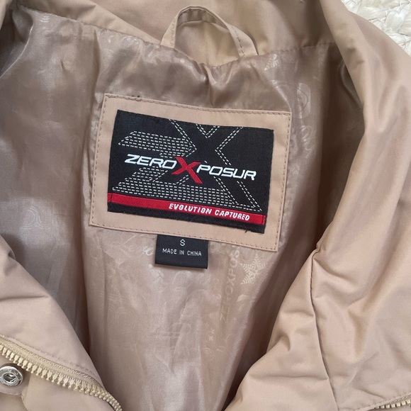 🦤 Women’s weather proof coat zero exposure tan trench coat style S - Picture 3 of 13